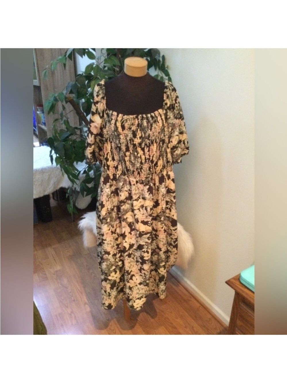 Maurice’s floral square neckline short sleeve midi dress Woman’s 3X - Picture 13 of 13